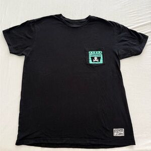Johnny CupcakesBlack Graphic T-Shirt with Pocket Large